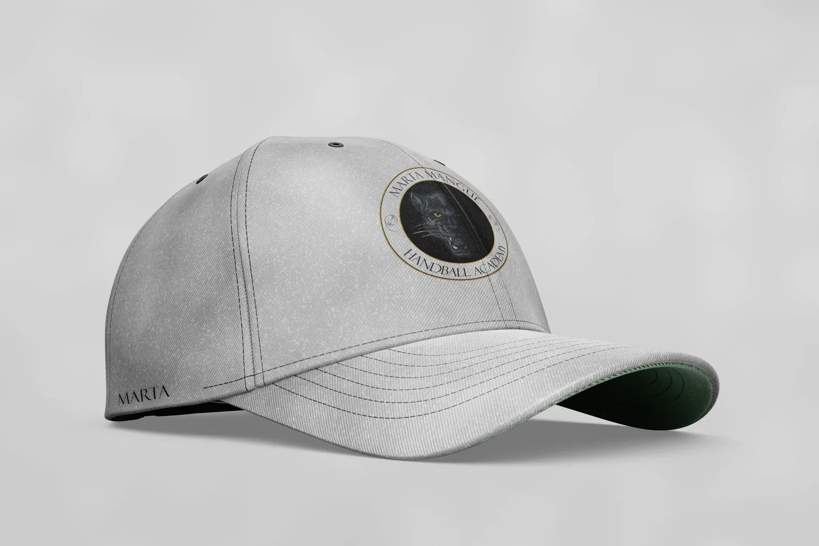 Gorra con el escudo de Marta Mangué Handball Academy